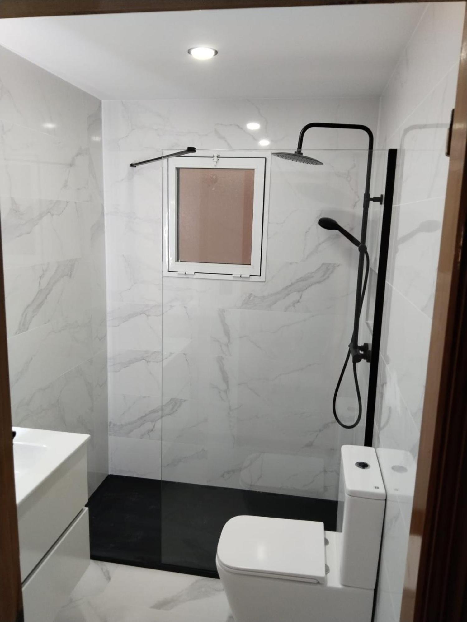 Andy'S Apartment Торевиеха Екстериор снимка